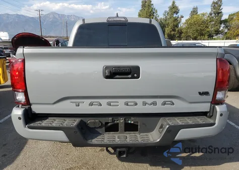 2019 Toyota Tacoma Double Cab z USA, uszkodzony, nr VIN 3TMAZ5CNXKM105501